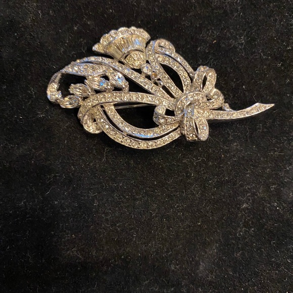 Old costume Brooch - Picture 2 of 3